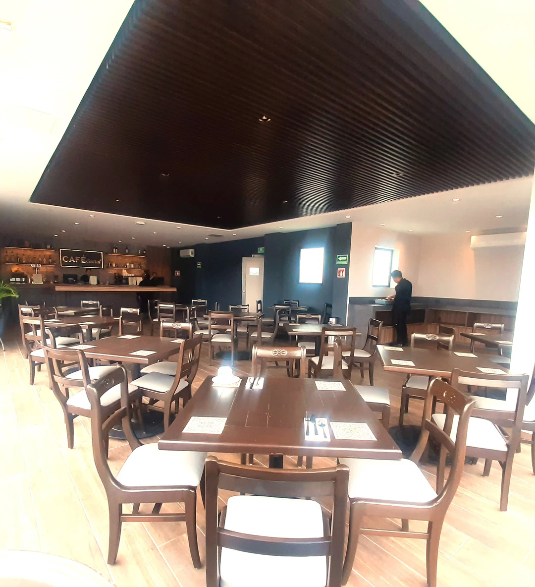 Desayunador Cafe Central