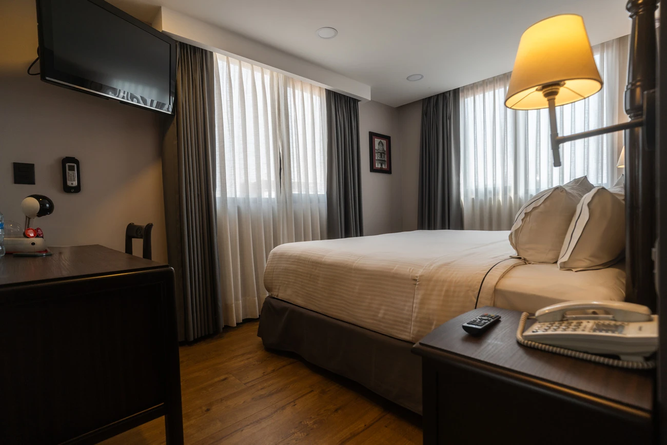 Hotel Canada Fotos Nov 06523